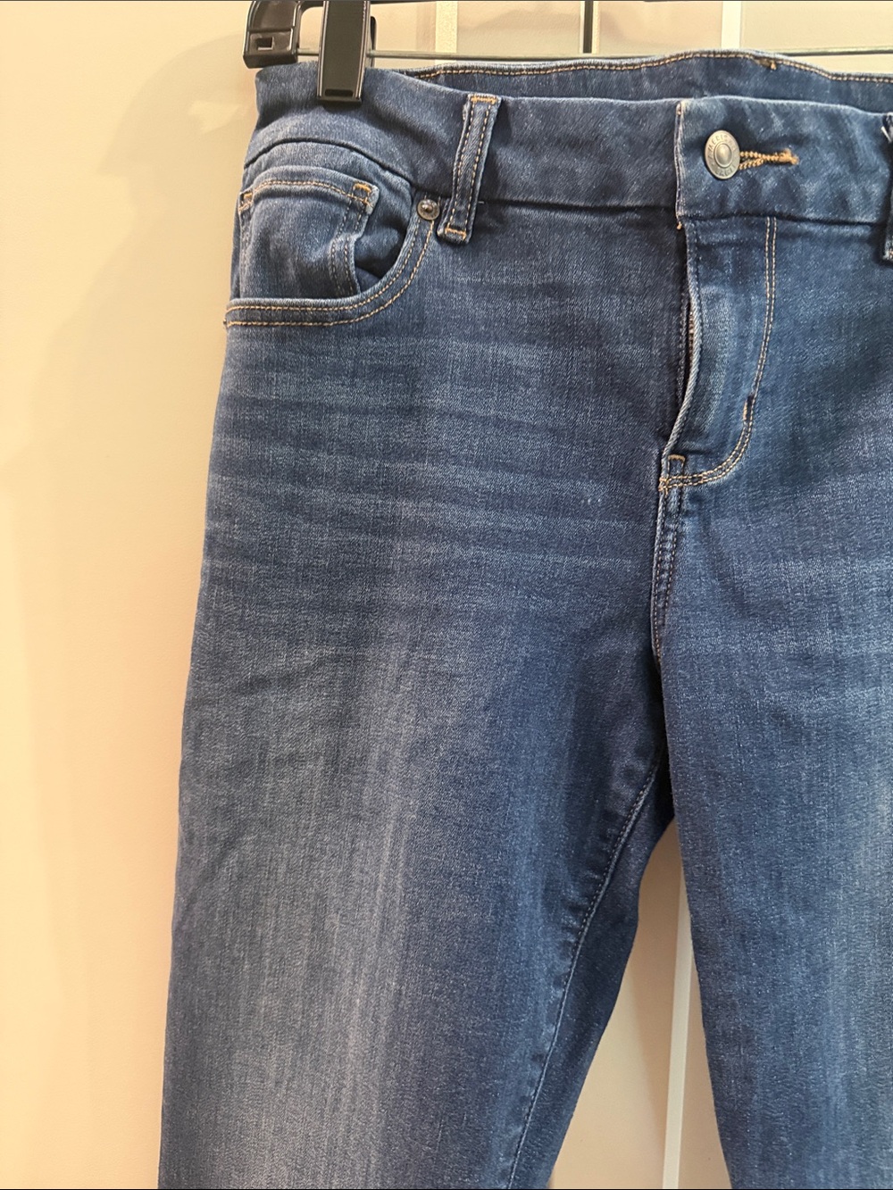 American Eagle Women’s Dark Wash Kick Bootcut Jeans Size 10 Regular - Picture 4 of 12